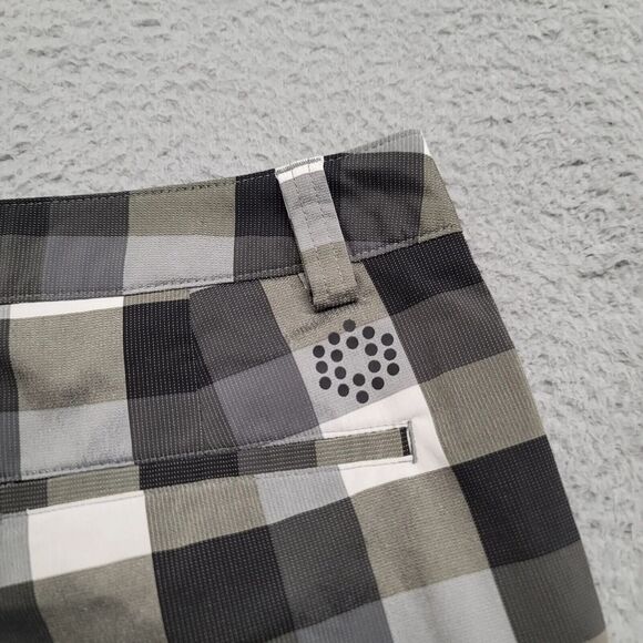 PUMA‎ Shorts Mens 30 Gray Boardshorts Plaid Casual Outdoors Lightweight Beach - Picture 4 of 12